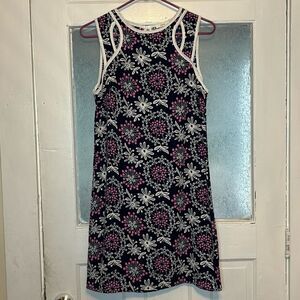 Ezra Women’s Navy purple and white floral sleeveless casual dress size small